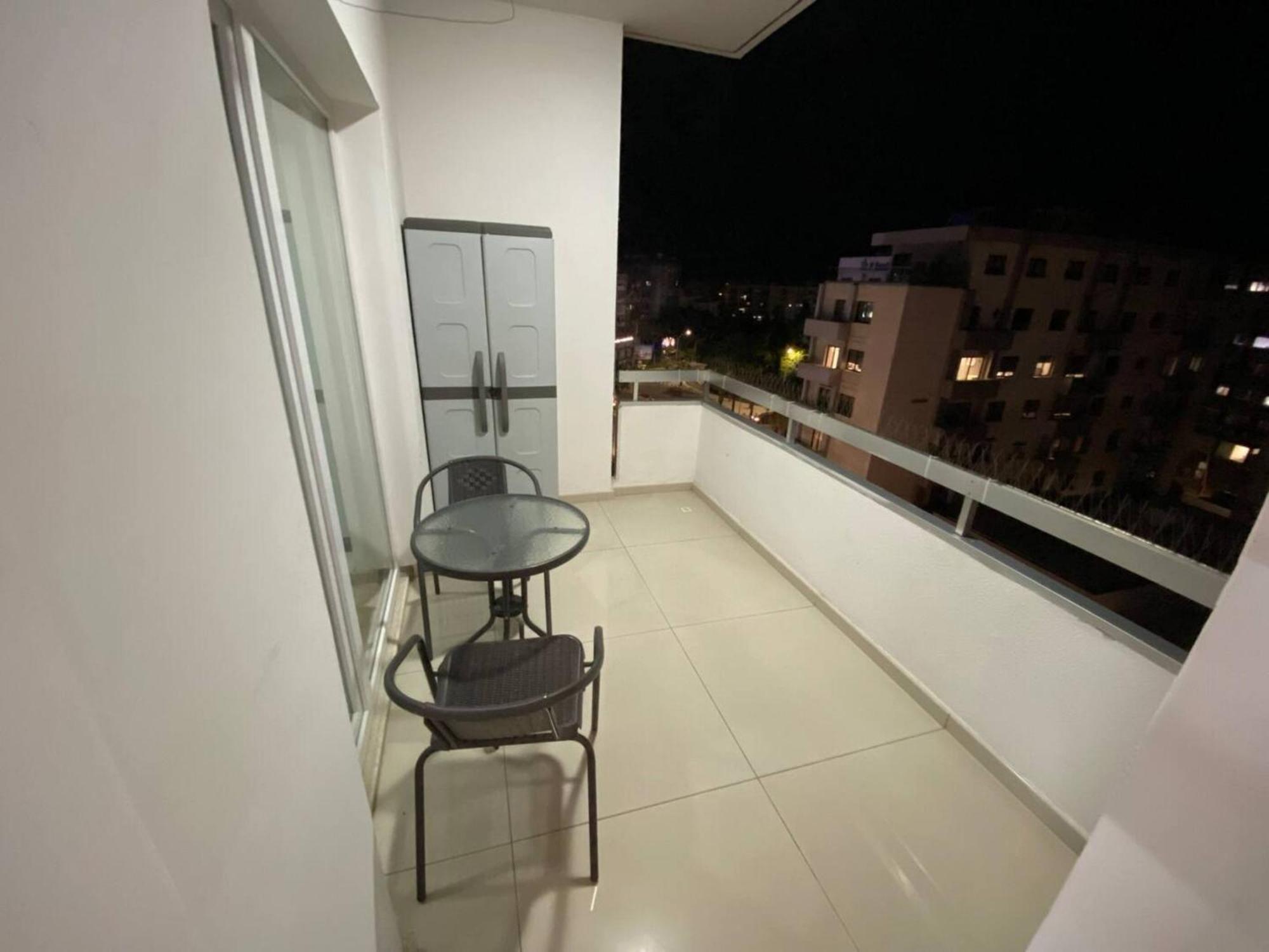 Seabreeze City Center Flats By Trulycyprus Limassol Exterior foto
